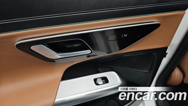 Mercedes-Benz E-Class E200 Avantgarde
