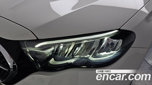 Mercedes-Benz E-Class E200 Avantgarde