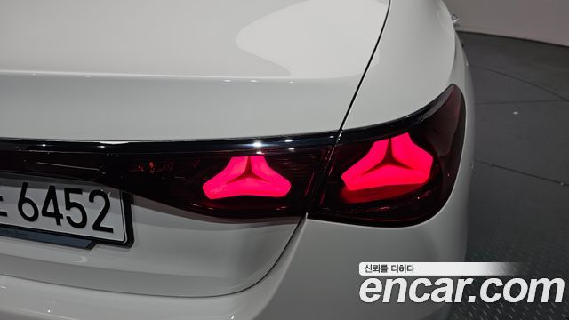 Mercedes-Benz E-Class E200 Avantgarde