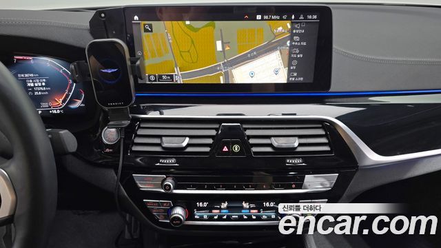BMW 5-Series 530i M Sport Package