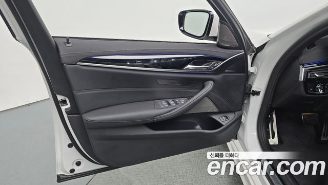 BMW 5-Series 530i M Sport Package