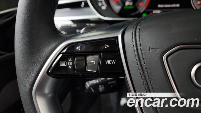 Audi A8 55 TFSI Quattro Premium LWB