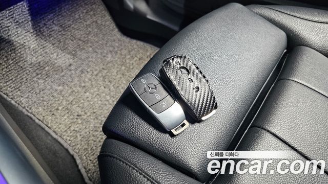Mercedes-Benz GLA-Class GLA220