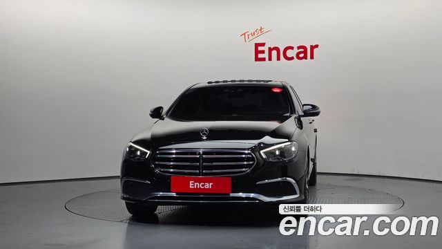 Mercedes-Benz E-Class E300e 4MATIC Exclusive