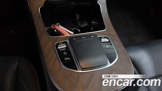 Mercedes-Benz E-Class E300e 4MATIC Exclusive