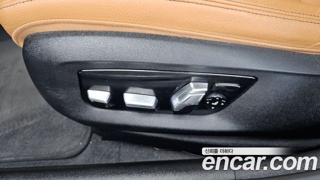 BMW 5-Series 520i Luxury