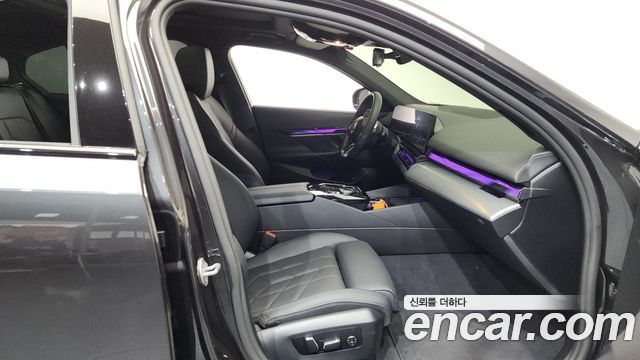 BMW 5-Series 520i M Sport