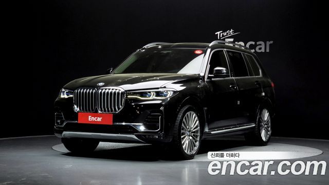 BMW X7 xDrive 40i Design Pure Excellence 6-Seater