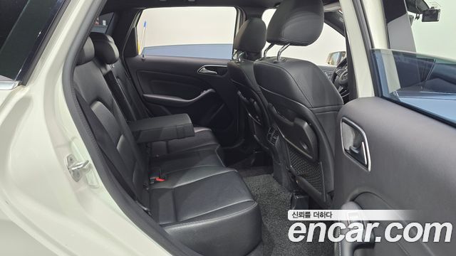 Mercedes-Benz B-Class B200 d