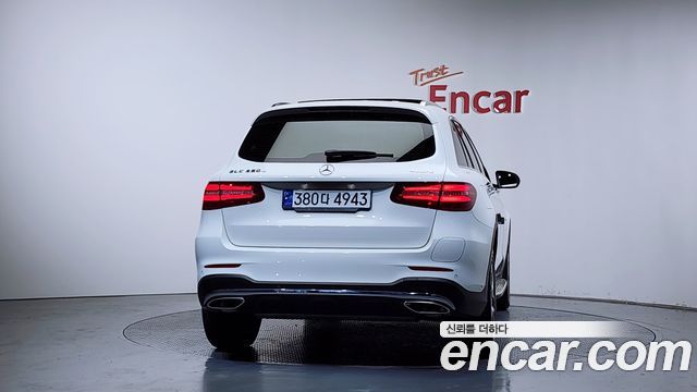 Mercedes-Benz GLC-Class GLC350e 4MATIC AMG Line