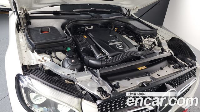 Mercedes-Benz GLC-Class GLC350e 4MATIC AMG Line