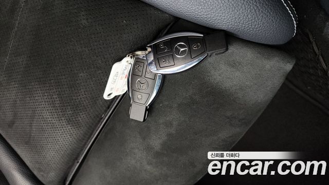 Mercedes-Benz GLC-Class GLC350e 4MATIC AMG Line