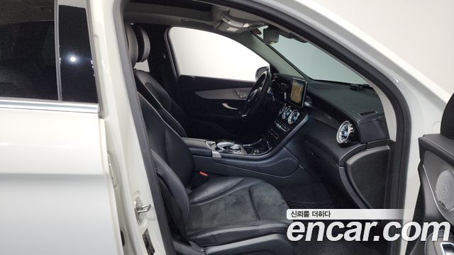Mercedes-Benz GLC-Class GLC350e 4MATIC AMG Line