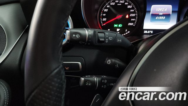 Mercedes-Benz GLC-Class GLC350e 4MATIC AMG Line