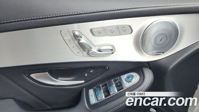Mercedes-Benz GLC-Class GLC350e 4MATIC AMG Line