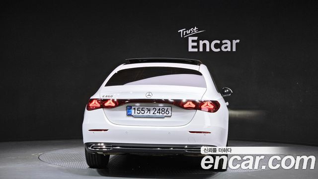 Mercedes-Benz E-Class E200 Avantgarde