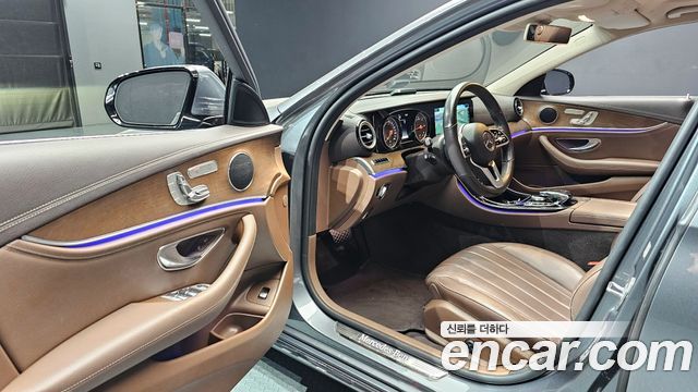 Mercedes-Benz E-Class E220d 4MATIC Exclusive