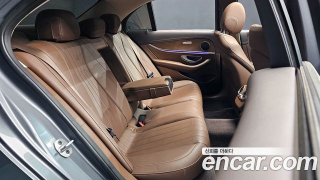 Mercedes-Benz E-Class E220d 4MATIC Exclusive