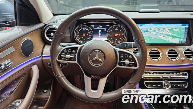 Mercedes-Benz E-Class E220d 4MATIC Exclusive