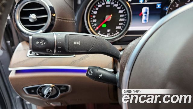 Mercedes-Benz E-Class E220d 4MATIC Exclusive