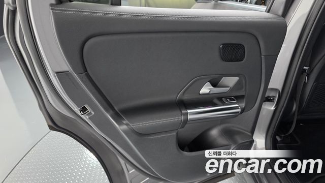 Mercedes-Benz EQA EQA250 AMG Package Plus