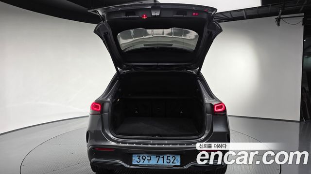 Mercedes-Benz EQA EQA250 AMG Package Plus