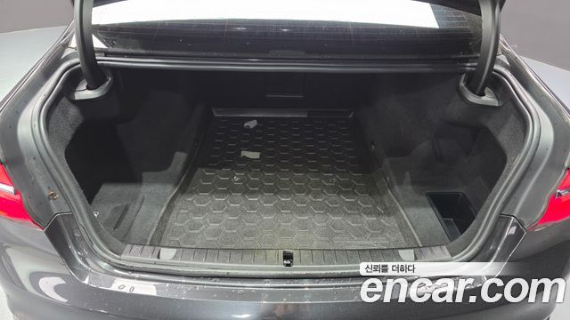BMW 7-Series 730Ld xDrive