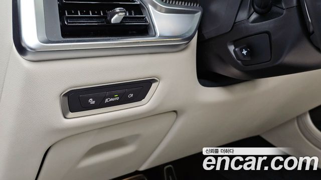 BMW X7 xDrive 40i M Sport 7STR