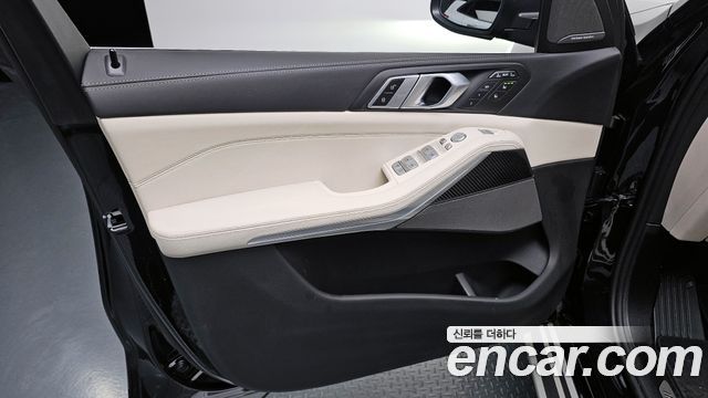 BMW X7 xDrive 40i M Sport 7STR