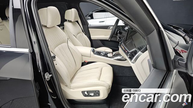 BMW X7 xDrive 40i M Sport 7STR