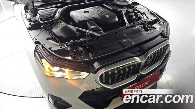 BMW 5-Series 530i xDrive M Sport