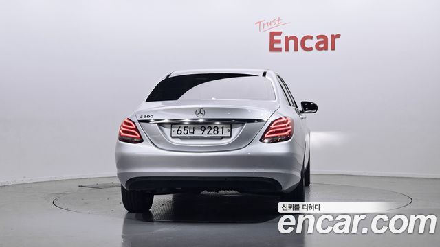Mercedes-Benz C-Class C200