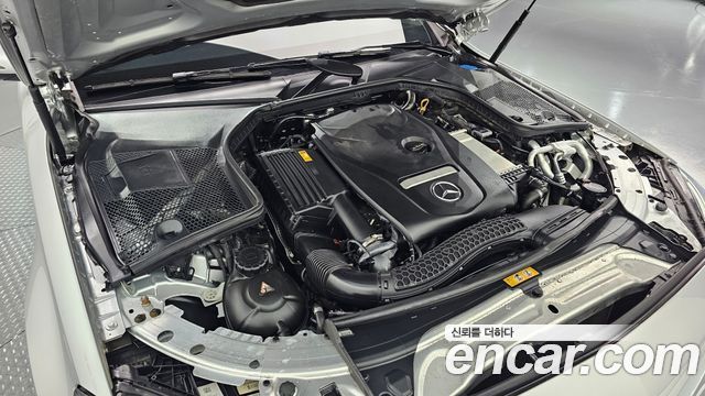 Mercedes-Benz C-Class C200