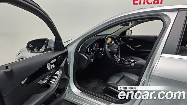 Mercedes-Benz C-Class C200