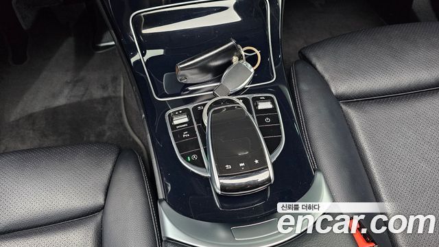 Mercedes-Benz C-Class C200