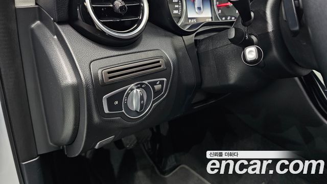 Mercedes-Benz C-Class C200