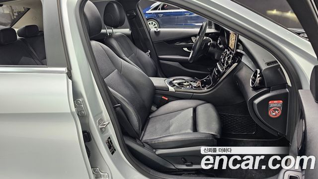 Mercedes-Benz C-Class C200
