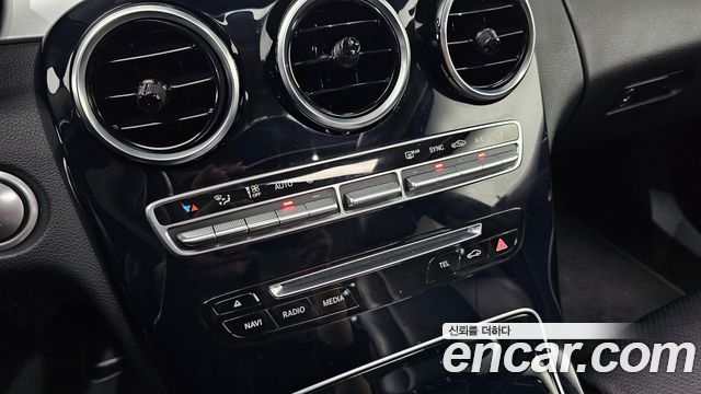 Mercedes-Benz C-Class C200