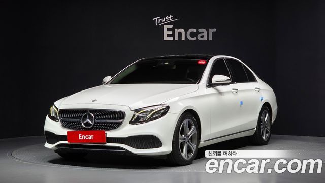 Mercedes-Benz E-Class E300 4MATIC Avnatgarde