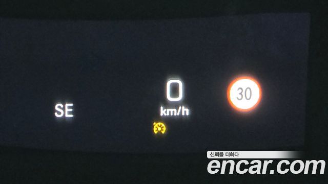 Mercedes-Benz E-Class E300 4MATIC Exclusive