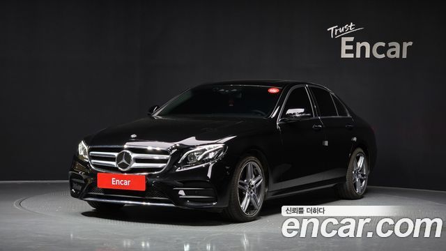 Mercedes-Benz E-Class E300 4MATIC AMG Line