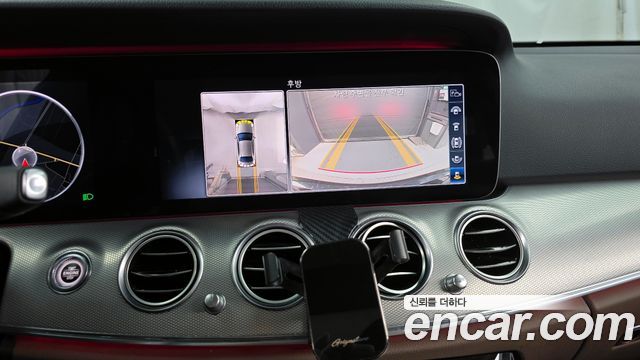 Mercedes-Benz E-Class E300 4MATIC AMG Line