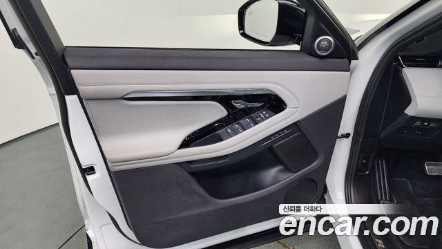 Land Rover Range Rover Evoque P250 R-Dynamic SE