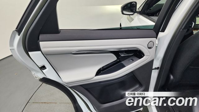 Land Rover Range Rover Evoque P250 R-Dynamic SE