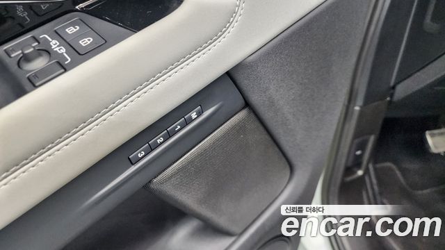 Land Rover Range Rover Evoque P250 R-Dynamic SE