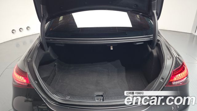 Mercedes-Benz E-Class E250 Avantgarde