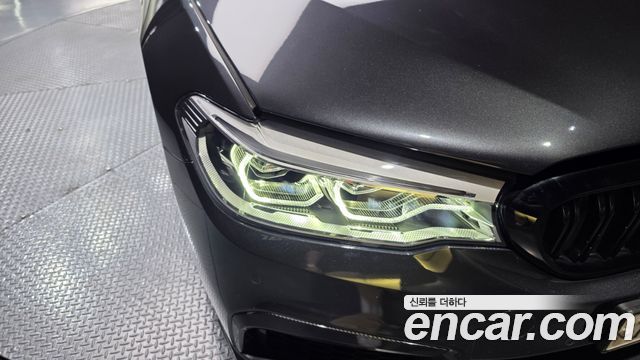 BMW 5-Series 520d M Sport Package Plus
