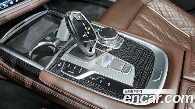 BMW 7-Series 740Li xDrive M Sport Package