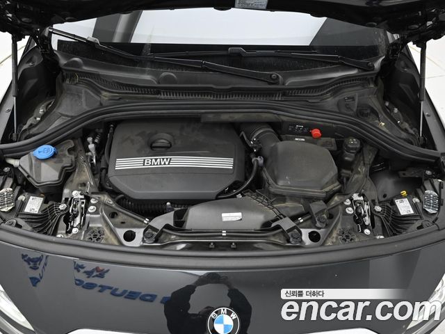 BMW 2-Series 220i Luxury