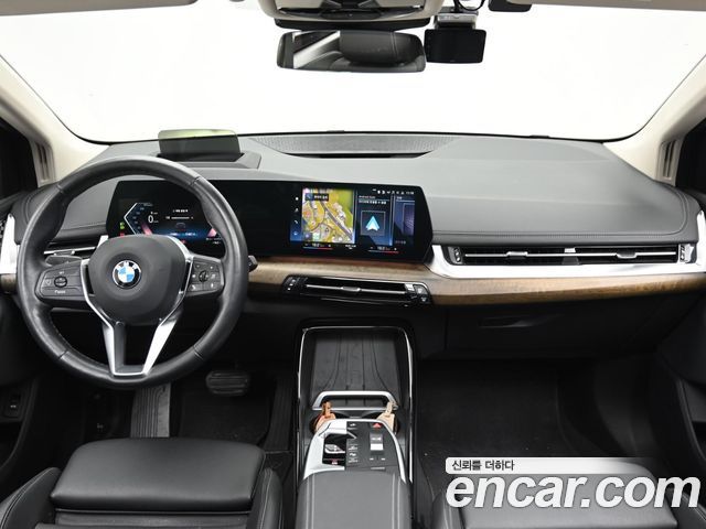 BMW 2-Series 220i Luxury